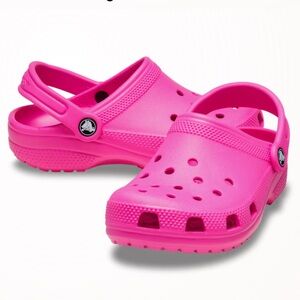 NWT CROCS Kids Classic Clog in Hot Pink Size 5 Y